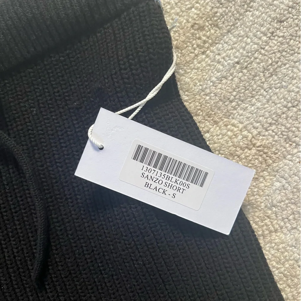 Reformation Black Knit Shorts - Picture 2 of 3
